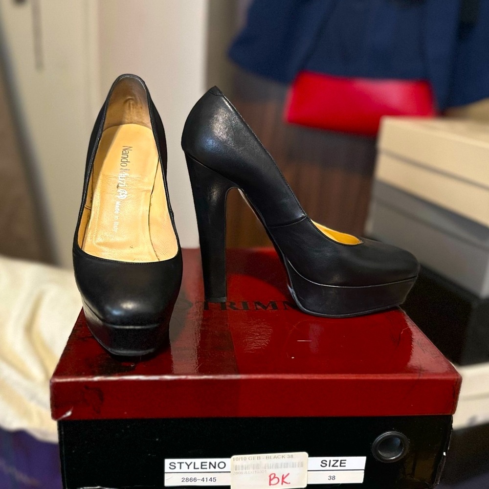 Nando Muzi Black Leather Platform Pumps